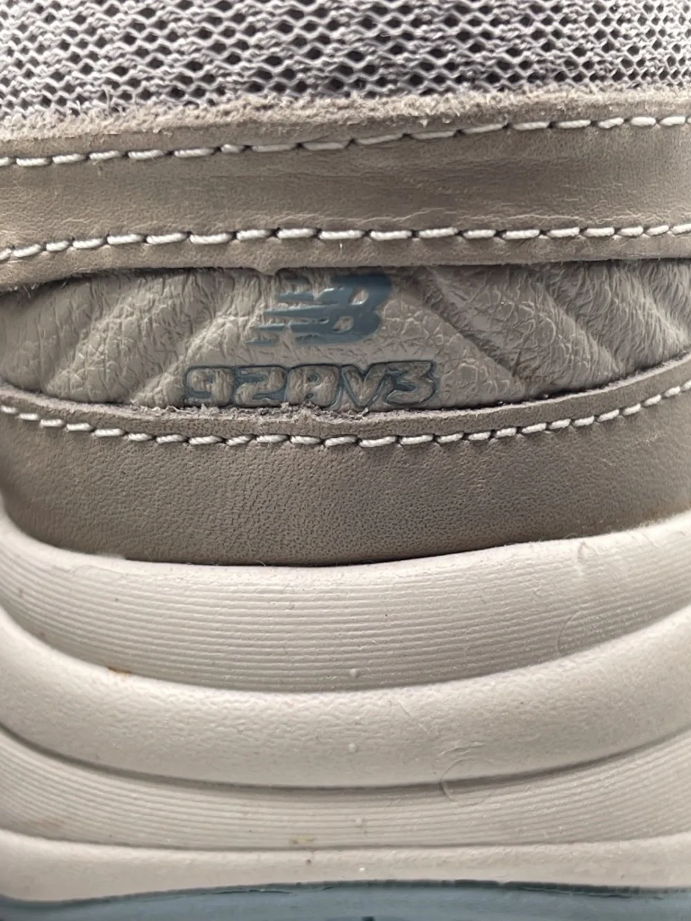 New‎ Balance womans 928v3 Leather Walking shoes/sneakers in Grey/Taupe Size 8